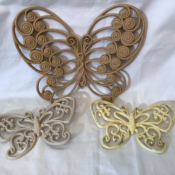 Burwood Other - Vintage Burwood butterfly set is 3